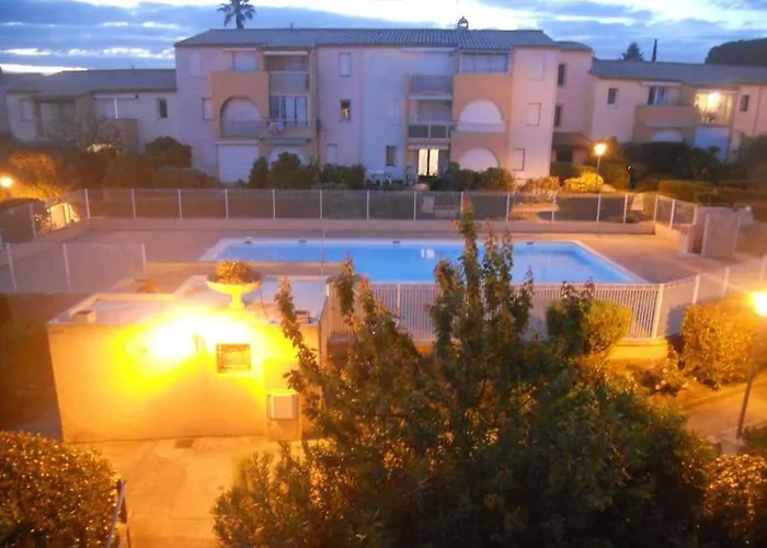 Raisin D\'Or, T2, Parking, Piscine